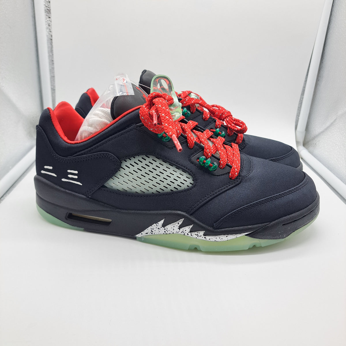 Shop Jordan 5 Low Clot Jade - size 9 Online & In Store