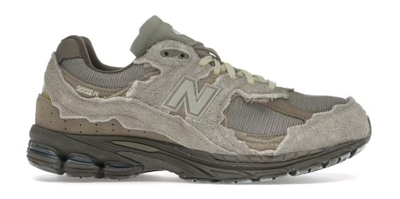 New Balance 2002R Protection Pack Brown - size  9.5