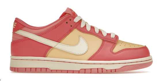 Nike Dunk Low Strawberry Cream - size  5.5y