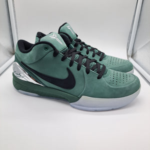 Kobe 4 Girl Dad - size 9