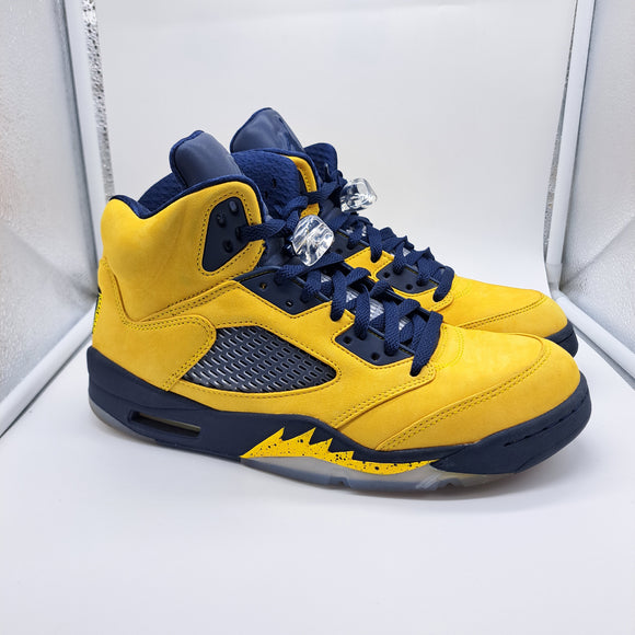 Jordan 5 Michigan - size 10