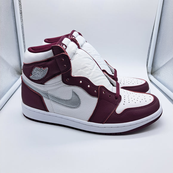 Jordan 1 Bordeaux - size 9