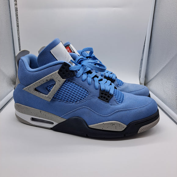 Jordan 4 UNC - size 12