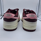 Nike Dunk Low Valentine's Day (2023) - size 8.5