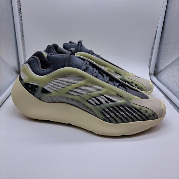 Yeezy 700 Faded Salt - size 11.5