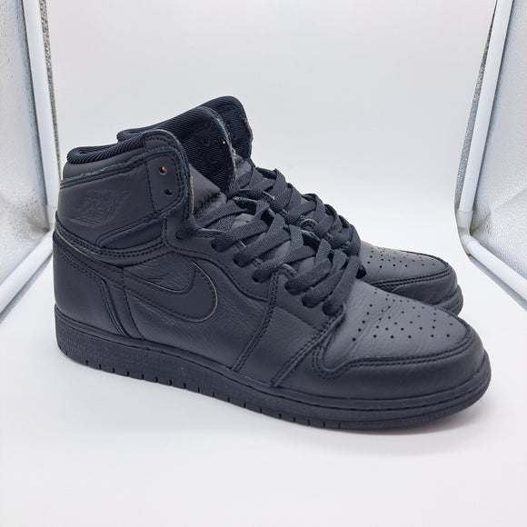 Jordan 1 Essentials Black - size 7y