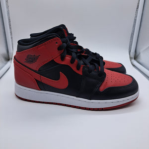 Jordan 1 Mid Banned Red (2020) - size 6y