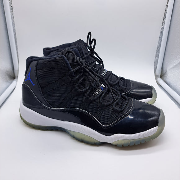 Jordan 11 Space Jam - size 6.5y