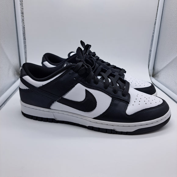 Nike Dunk Low Panda - size 10