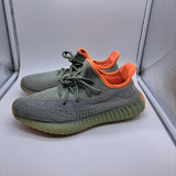 Yeezy 350 Desert Sage - size 9.5
