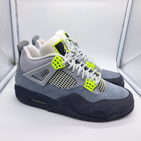 Jordan 4 SE Neon - size 11