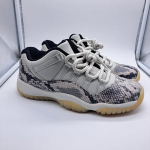 Jordan 11 Low Snake Light Bone - size 7y
