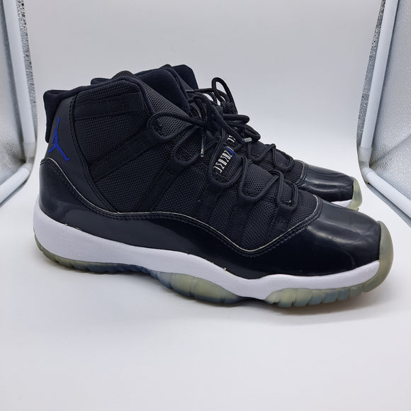 Jordan 11 Space Jam - size 7y