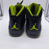 Jordan 10 Venom - size 5.5y