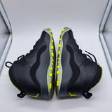 Jordan 10 Venom - size 5.5y