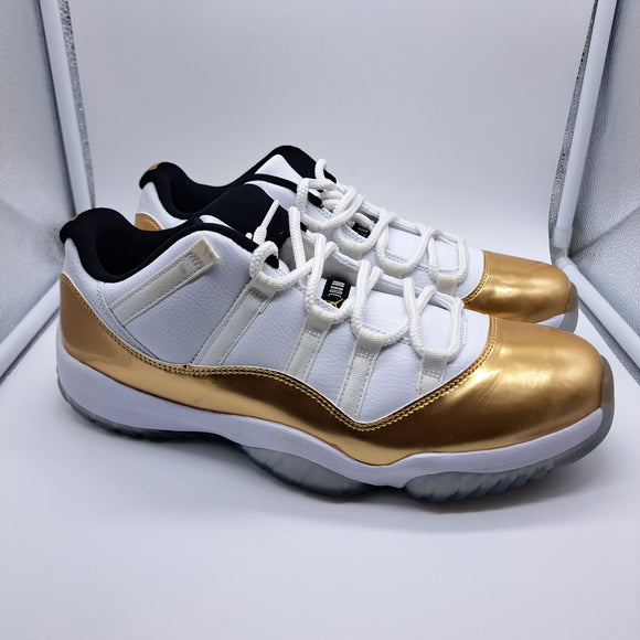 Jordan 11 Low Closing Ceremony - size 11