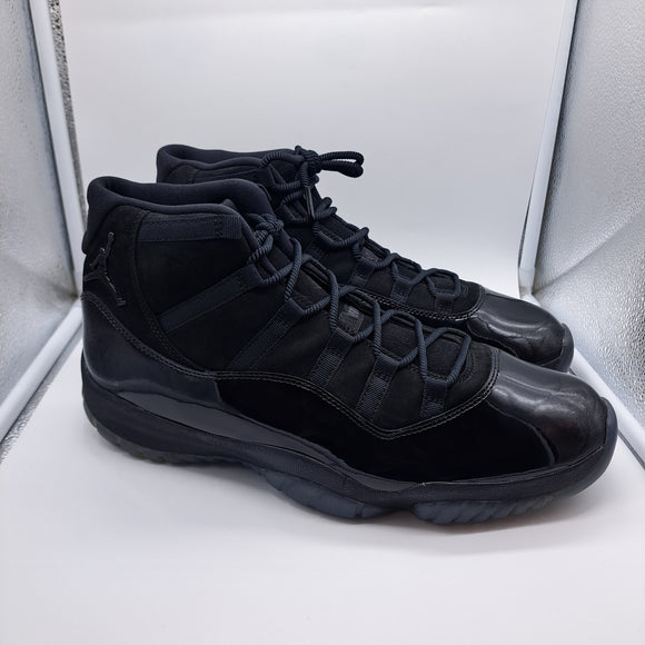 Jordan 11 Cap & Gown - size 14