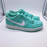 Nike Dunk Low Emerald Rise - size 5y