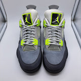 Jordan 4 SE Neon - size 9