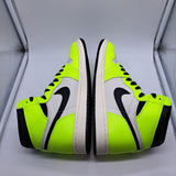 Jordan 1 Visionnaire - size 9