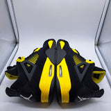 Jordan 4 Thunder - size 9.5