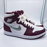 Jordan 1 Bordeaux - size 10.5