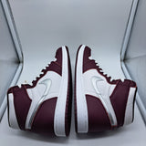 Jordan 1 Bordeaux - size 10.5