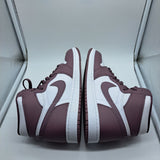 Jordan 1 High Mauve - size 9