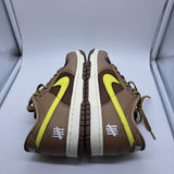 Nike Dunk Low Undefeated Canteen - size 8.5