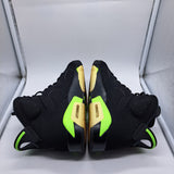 Jordan 6 Electric Green - size 8.5