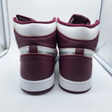 Jordan 1 Bordeaux - size 11.5