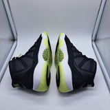 Jordan 11 Black Barely Volt - size 7y