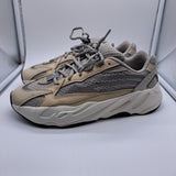 Yeezy 700 Cream - size 10