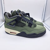 Jordan 4 Undefeated - size 8.5