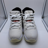 Jordan 11 Platinum Tint - size 11.5