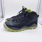 Jordan 10 Venom - size 6.5y