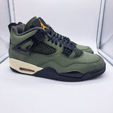 Jordan 4 Undefeated - size 10.5