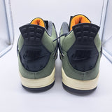 Jordan 4 Undefeated - size 10.5