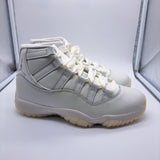 Jordan 11 Pearl - size 7.5w
