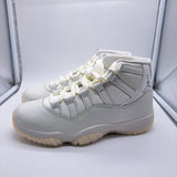 Jordan 11 Pearl - size 7.5w