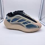 Yeezy 700 Kyanite - size 6