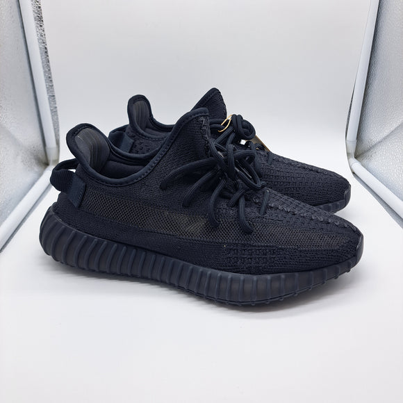 Yeezy 350 Onyx - size 7.5